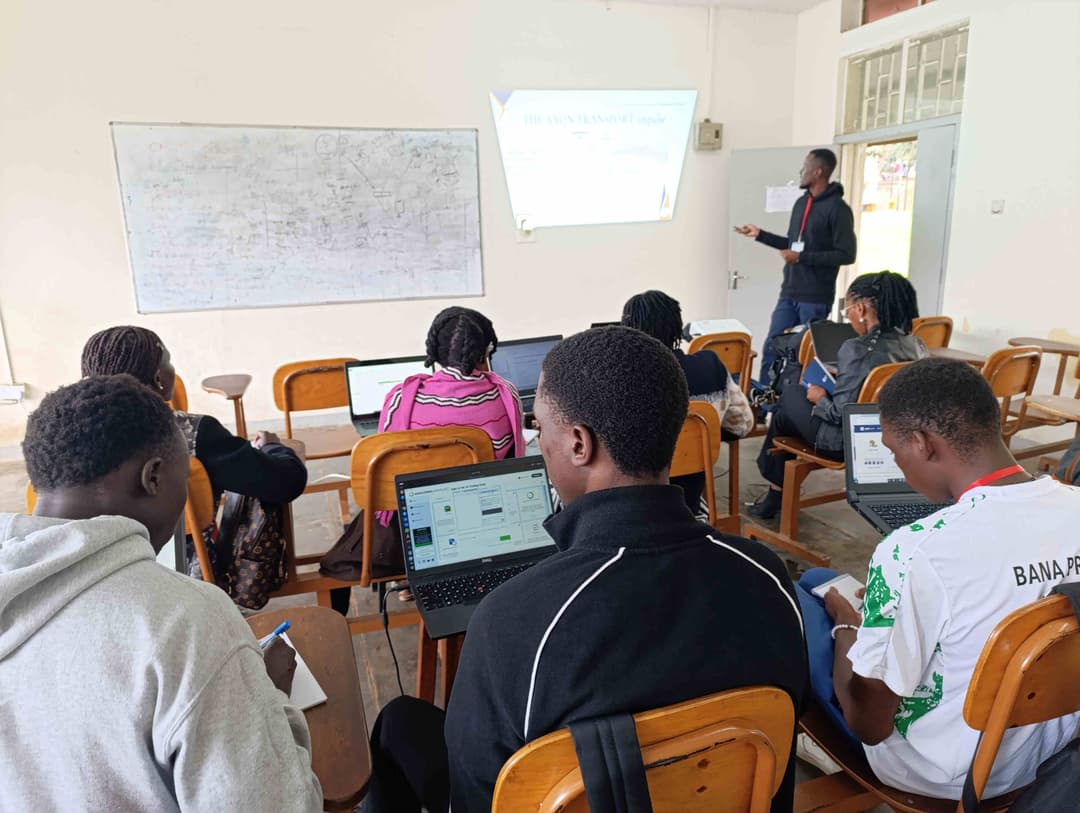 ACNEI learners in a classroom